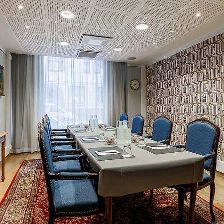 Radisson Blu Aleksanteri Hotel, Szálloda